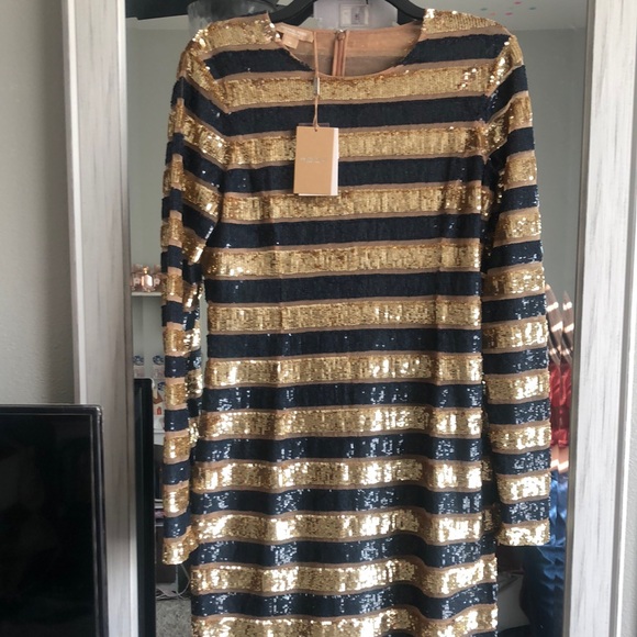 gold sequin dress halloween costume 1920 Gold Embellished Beaded Great Gatsby Cape Fringe Top – Talulah Blue  Costumes